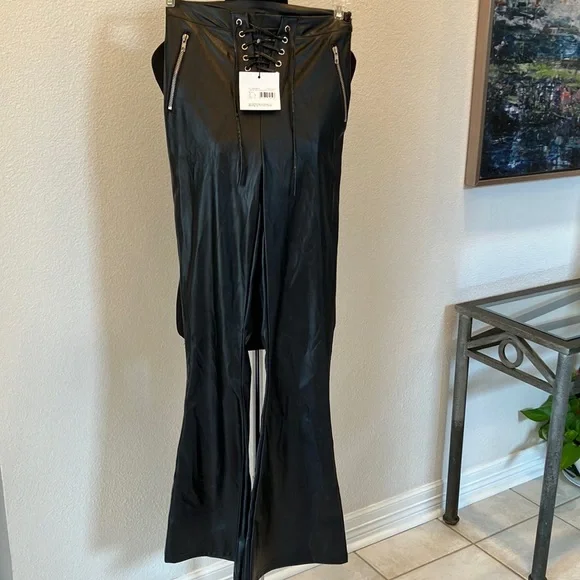 NWT Misguided Black, faux, leather lace up front flare leg pants - Picture 3 of 12